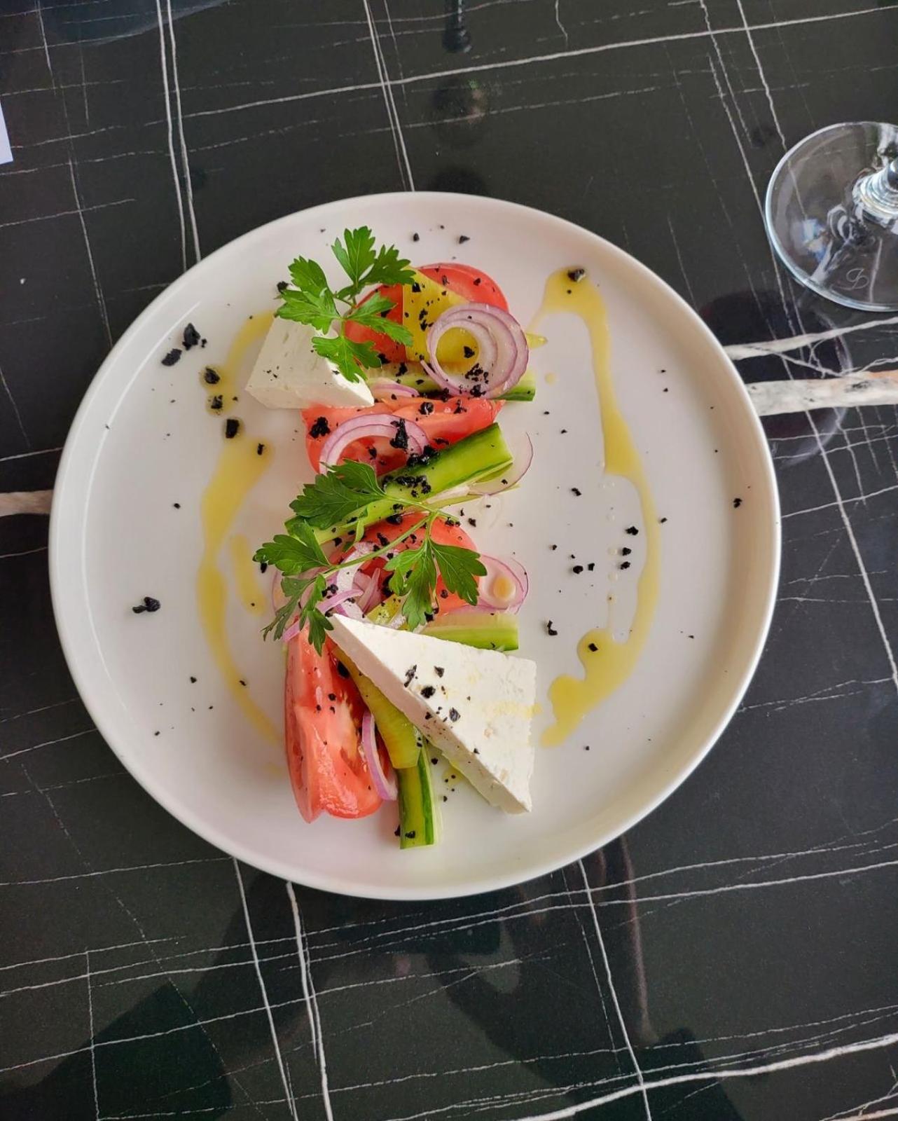 Meatsa Hotel Kŭrdzhali المظهر الخارجي الصورة